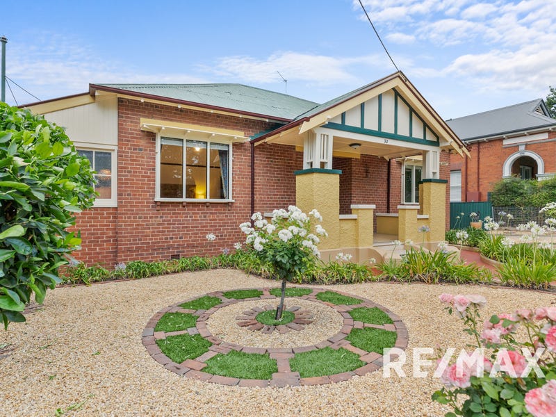 32 Belmore Street, Junee, NSW 2663 House for Sale