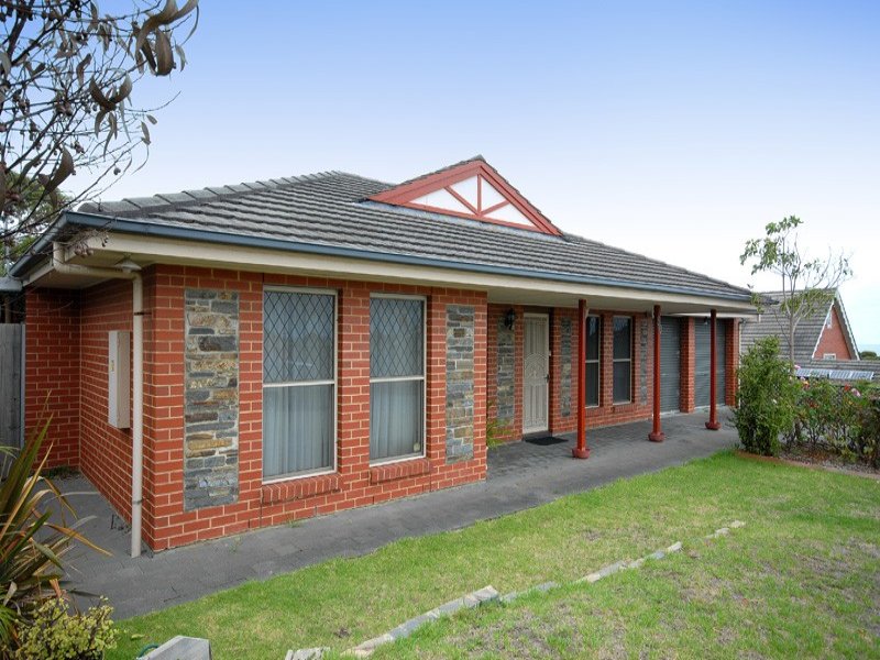 50 Pine Avenue, Victor Harbor, SA 5211