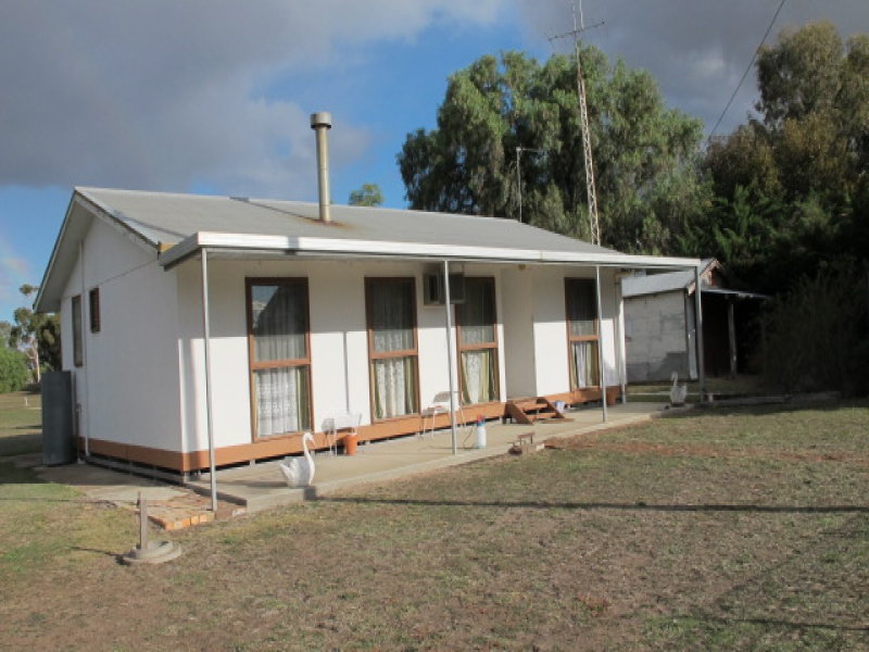 13 Duncan Street, Natimuk, Vic 3409 Property Details