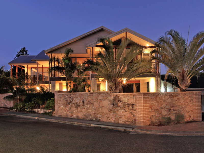 30 Bundella Avenue, Lake Cathie, NSW 2445