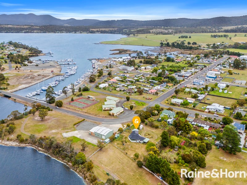 33 Vicary Street, Triabunna, Tas 7190 Property Details