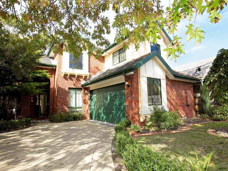 10 Oak Street, Beaumaris, Vic 3193 Property Details