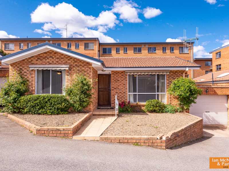 10/10 Booth Street, Queanbeyan East, NSW 2620