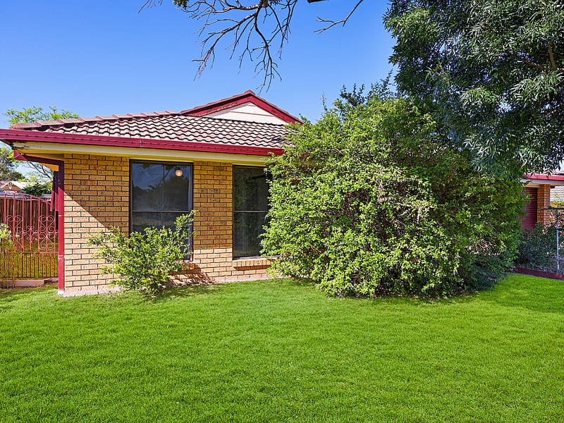 17 Kurrajong Street, Tamworth, NSW 2340 Property Details
