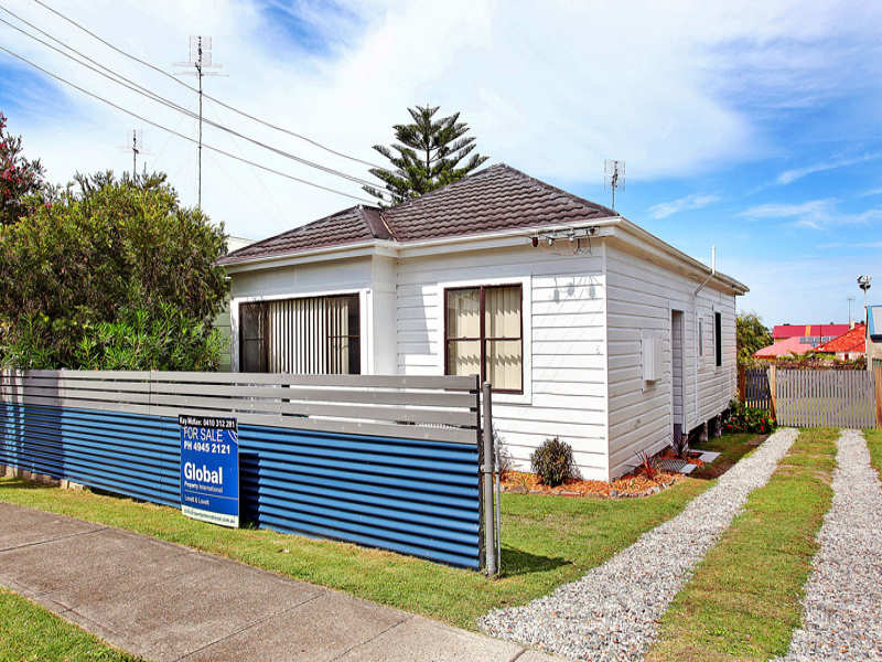 8 Evans Street, Belmont, NSW 2280