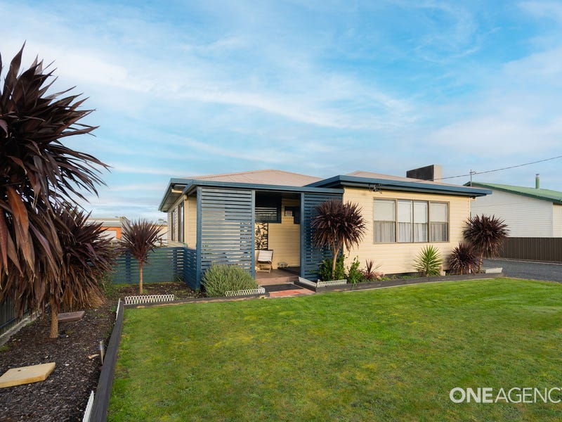 62 Saunders Street, Wynyard, TAS 7325