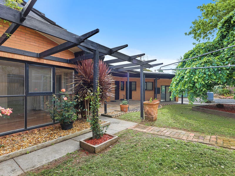 2 Buln Buln Road, Drouin, Vic 3818 House for Sale