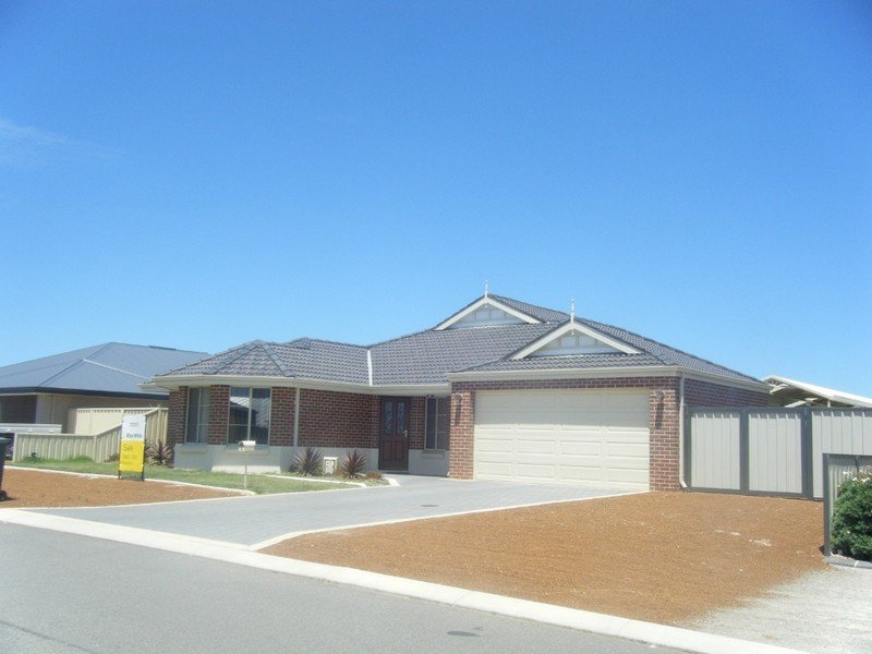 5 Ada Wynd, Wandina, WA 6530 Property Details