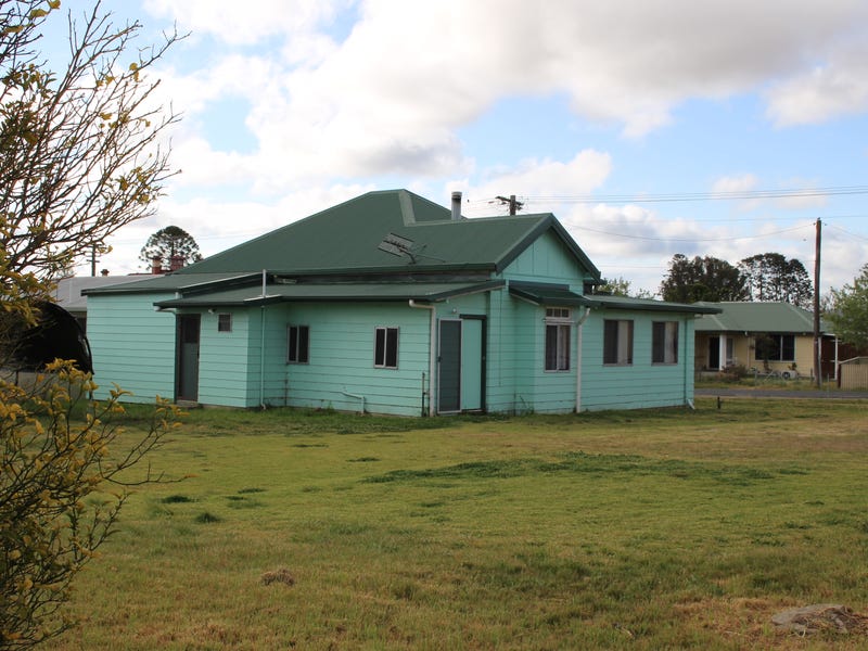49 Clive Street, Tenterfield, NSW 2372
