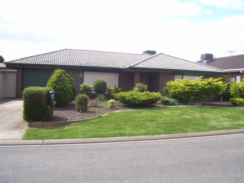 16 Blackwood Drive, Craigmore, SA 5114 Property Details