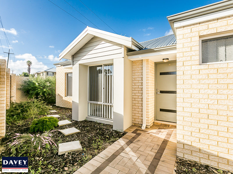 121B Odin Road, Innaloo, WA 6018 Property Details