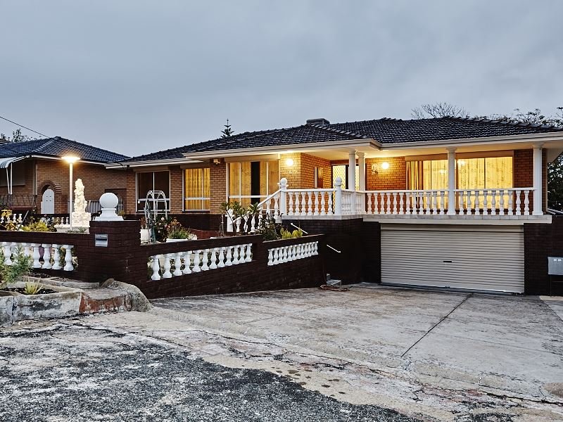 6 Wiluna Avenue, White Gum Valley, WA 6162