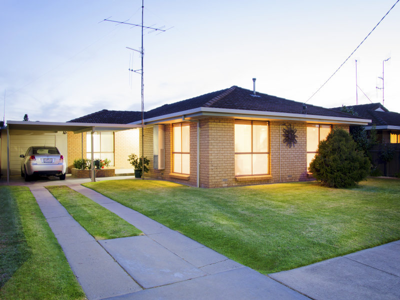 112 Macintosh Street, Shepparton, Vic 3630 Property Details