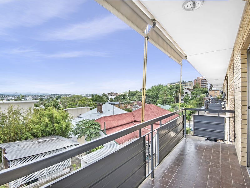 Rental Properties and Real Estate in Wooloowin, QLD 4030 (+2 locations