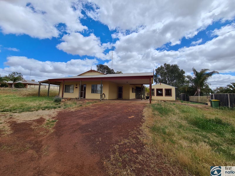 153 Woodley Farm Drive, Northam, WA 6401