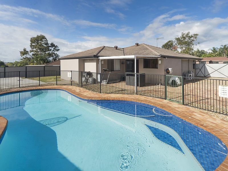 9 Lexington Drive, Worongary, Qld 4213 Property Details