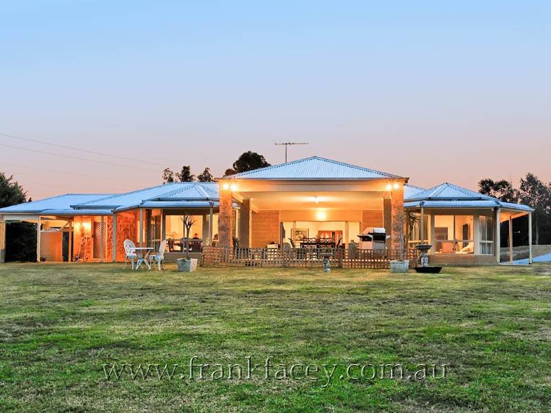 8086 Buchanan Road, Berwick, VIC 3806