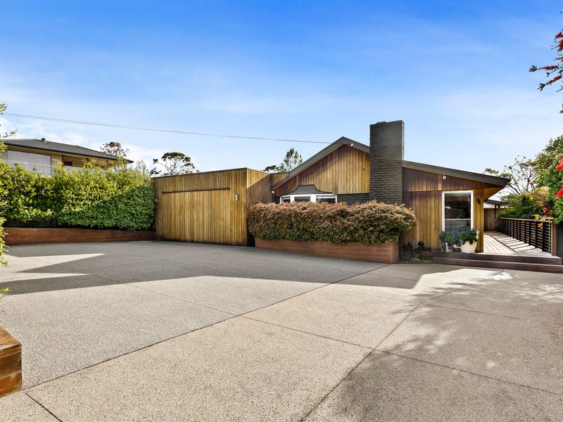 64 Rutland Avenue, Mount Eliza, VIC 3930