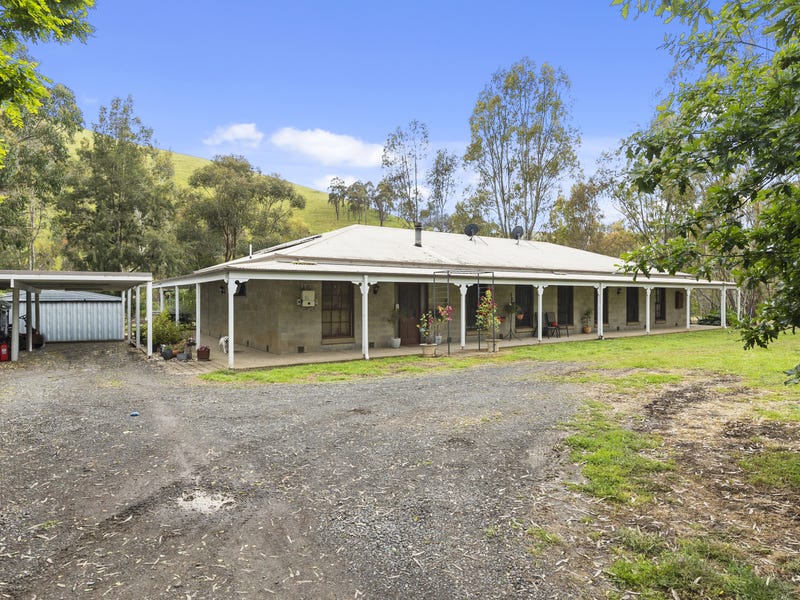 714 Spring Valley Road, Flowerdale, VIC 3717