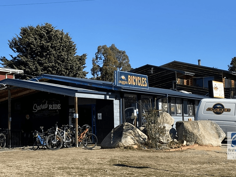 6 Thredbo Terrace, Jindabyne, NSW 2627 Property Details