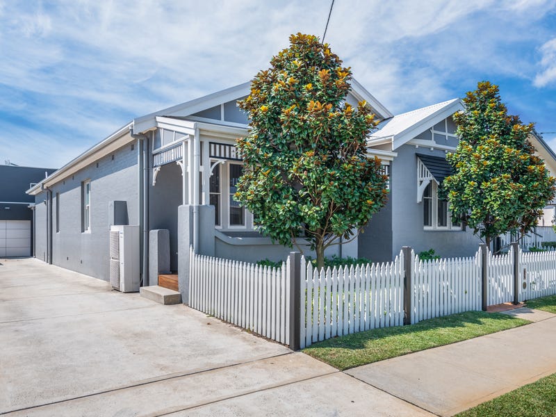 66 Bar Beach Avenue, The Junction, NSW 2291