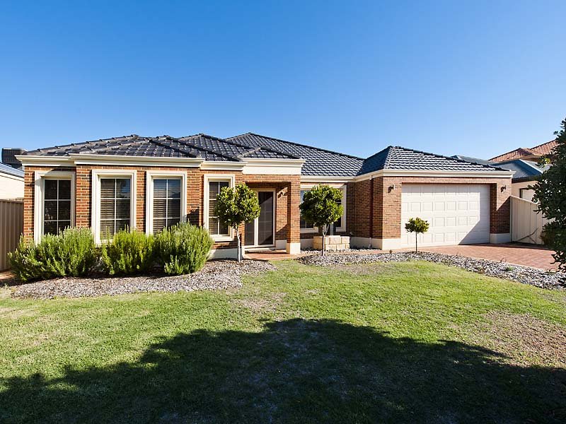 33 Lord Hobart Drive, Madora Bay, WA 6210