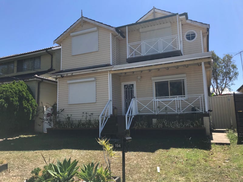 194 Clyde Street, South Granville, NSW 2142
