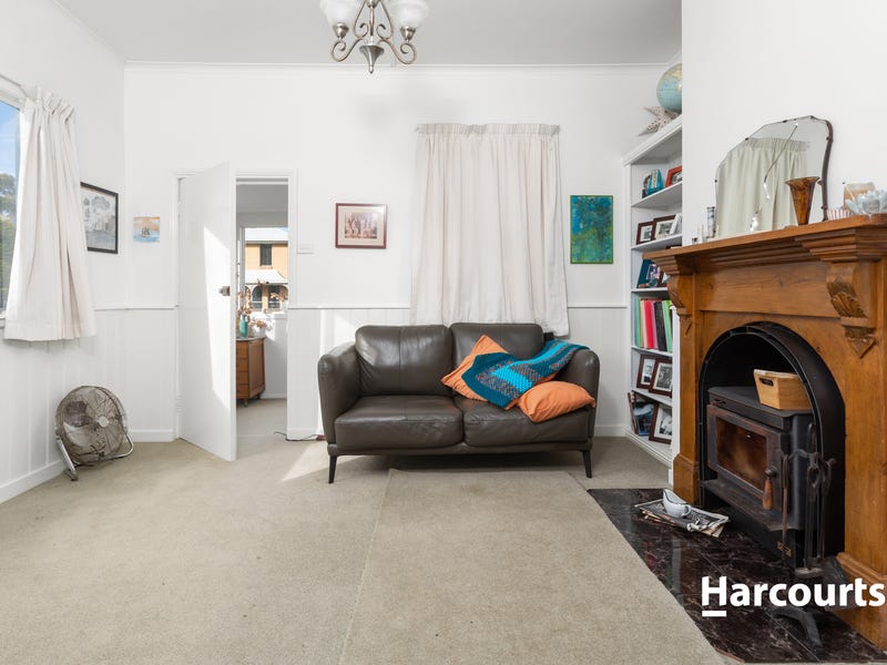 Real Estate & Property for Sale in Deloraine, TAS 7304 (+2 locations