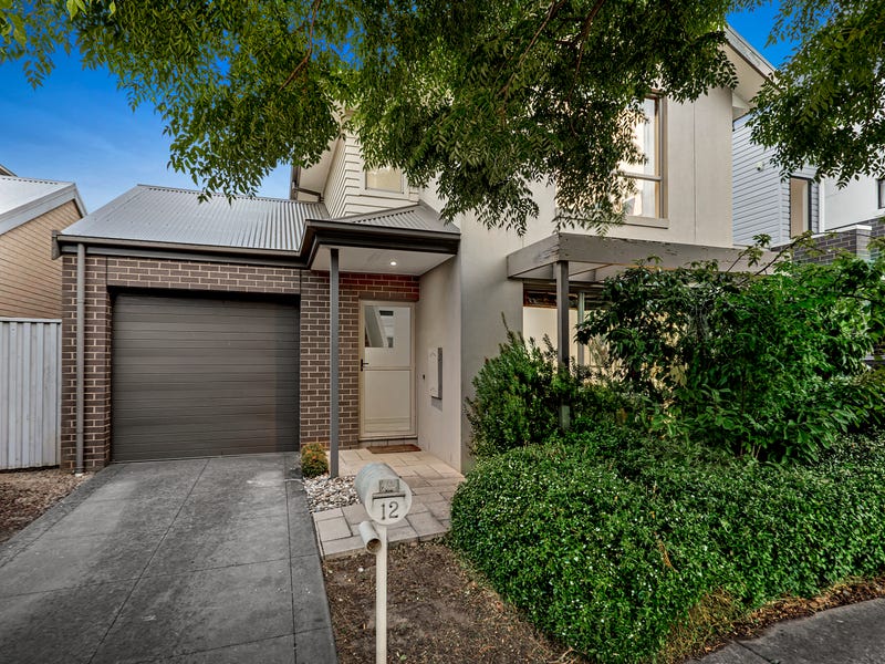 12 Dresden Drive, Waterways, Vic 3195 Property Details