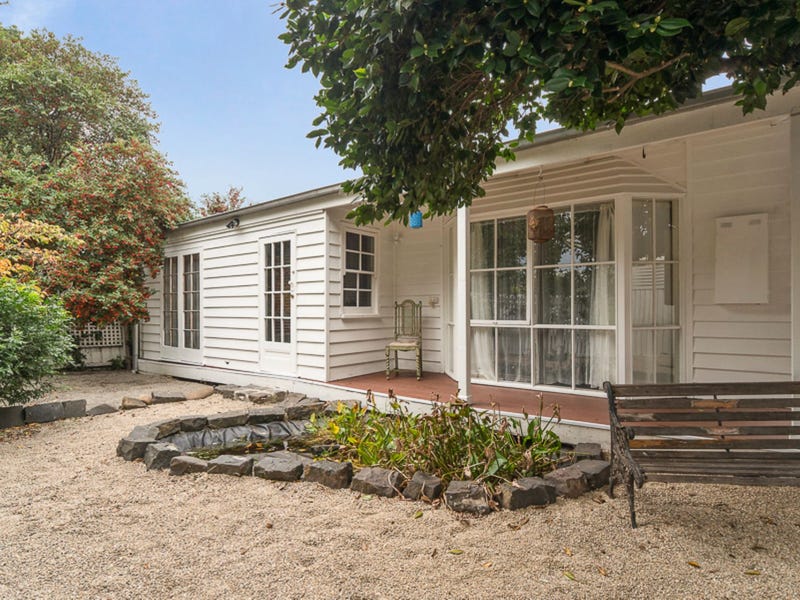 2/37 Mitchell Street, Seaford, Vic 3198 Property Details