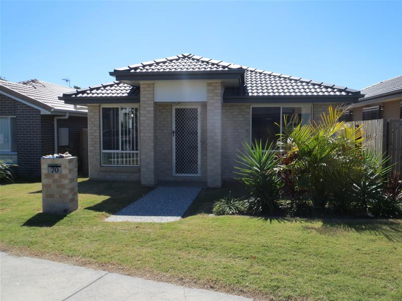 70 Beaumont Drive Pimpama QLD 4209 realestate .au