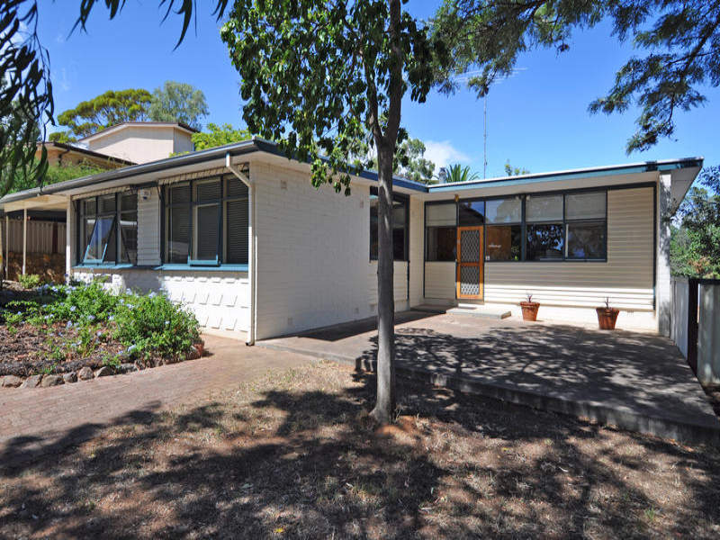 3 Linton Road, Para Hills, SA 5096