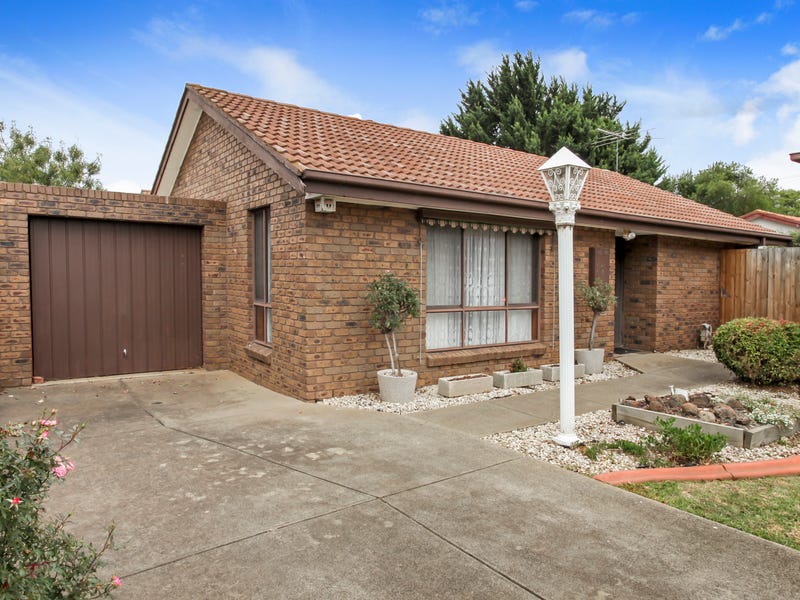 3/13 Henry Street, Melton, Vic 3337 - Property Details