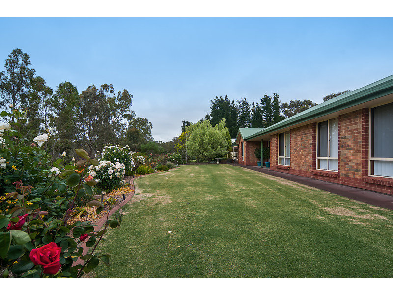 Property 118692383, Williamstown, SA 5351 Property Details