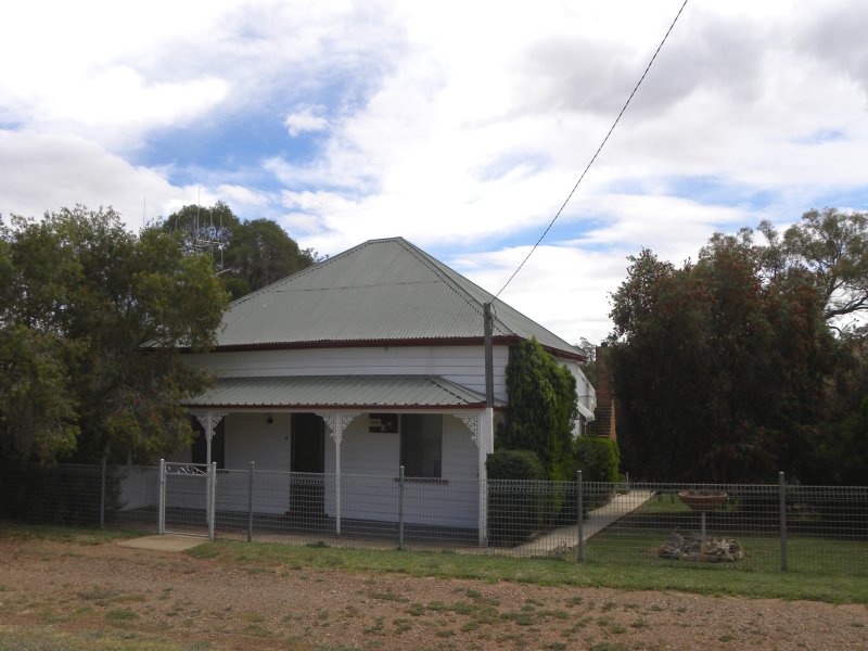 51 NOYEAU STREET, Woodstock, NSW 2793 Property Details