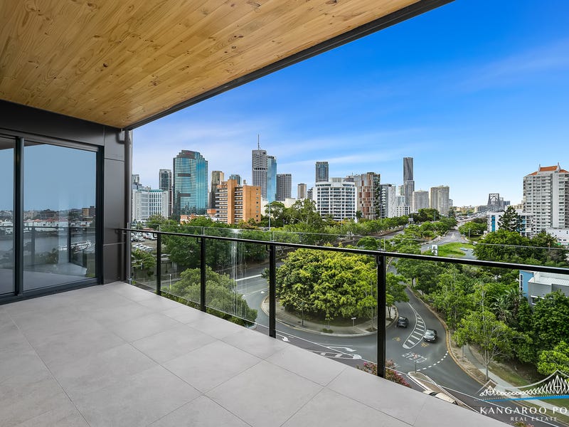 9 Lambert Street, Kangaroo Point, QLD 4169