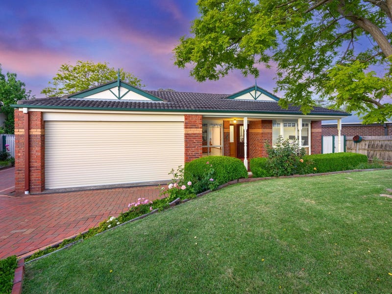 Real Estate & Property for Sale in Mornington, VIC 3931 (+2 locations