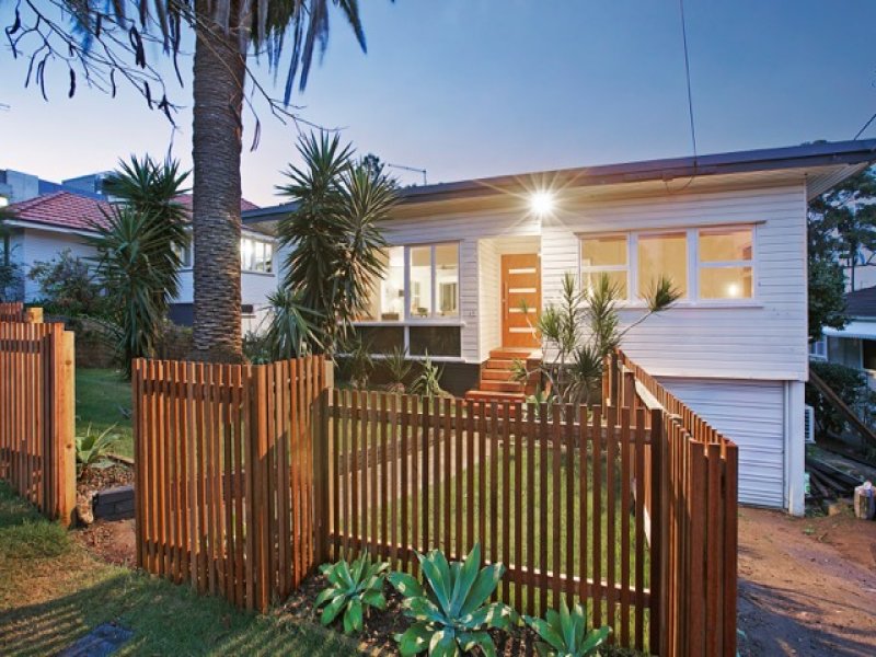 12 Justin Street, Holland Park West, Qld 4121