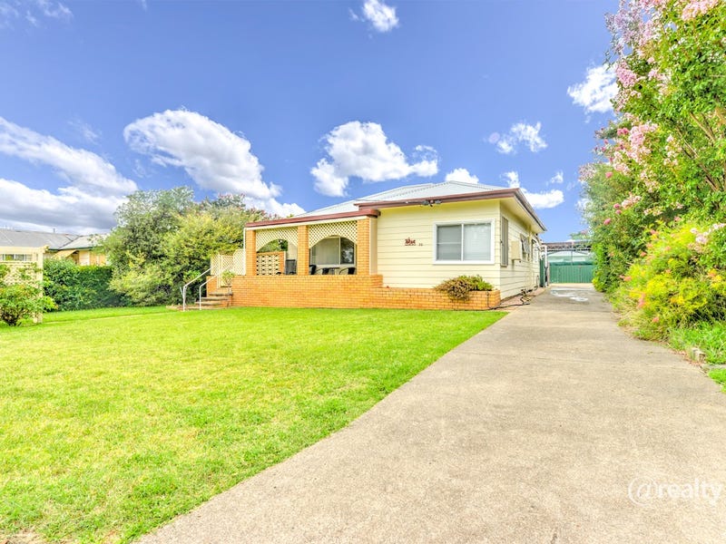 32 Baird Crescent, Tamworth, NSW 2340 Property Details