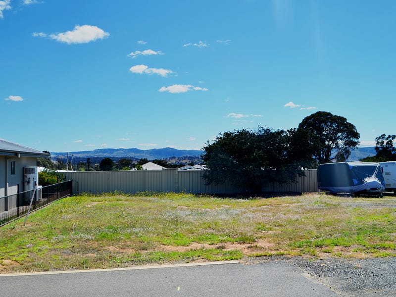 84 Currawong Road, Tumut, NSW 2720