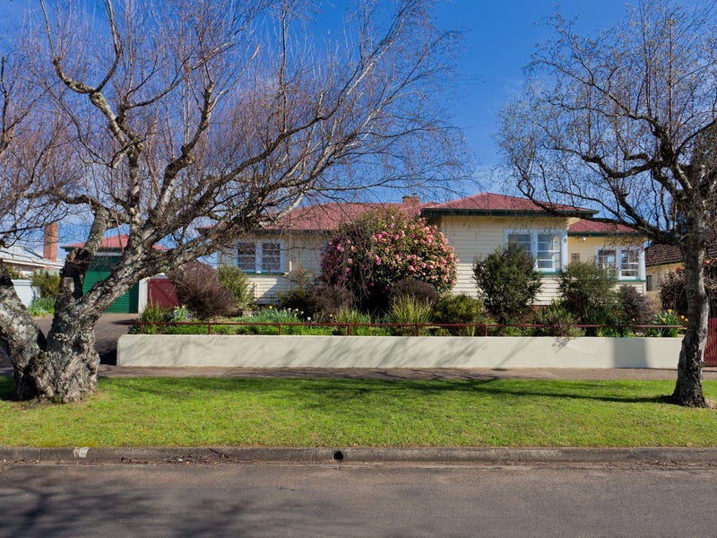 9 Henry Street, Sheffield, Tas 7306 Property Details