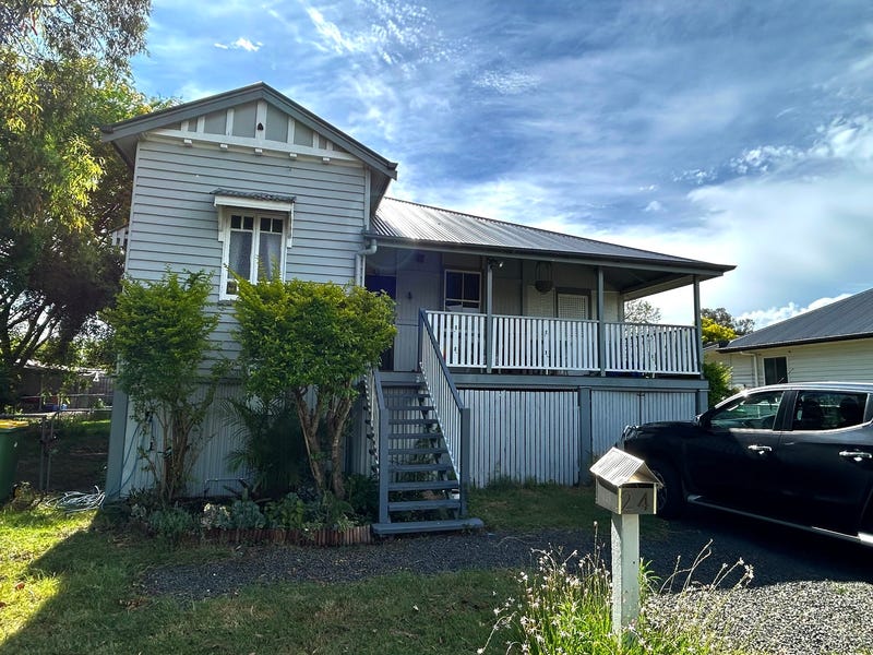 24 Bassett Lane, Rosewood, QLD 4340