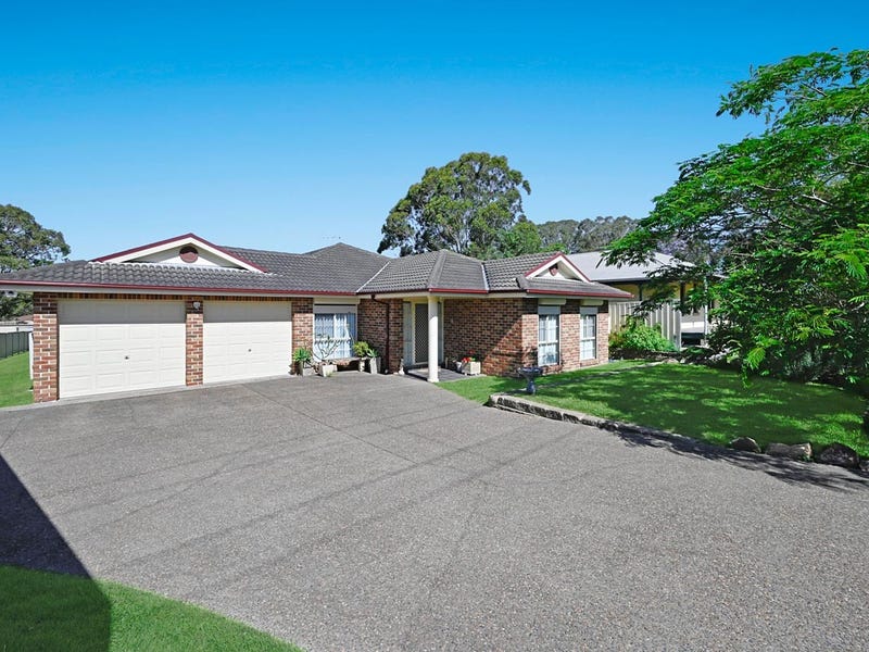 104 High Street, Wallalong, NSW 2320 Property Details