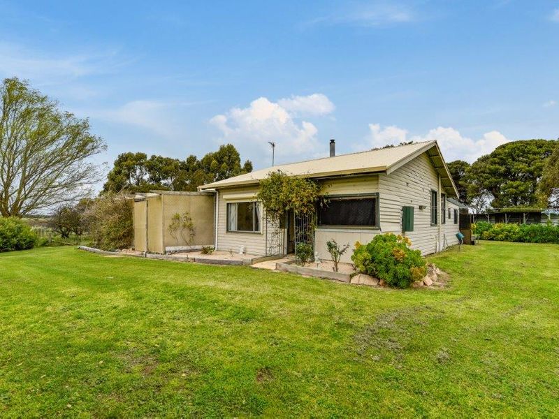 70 Burchard Road, Tantanoola, SA 5280