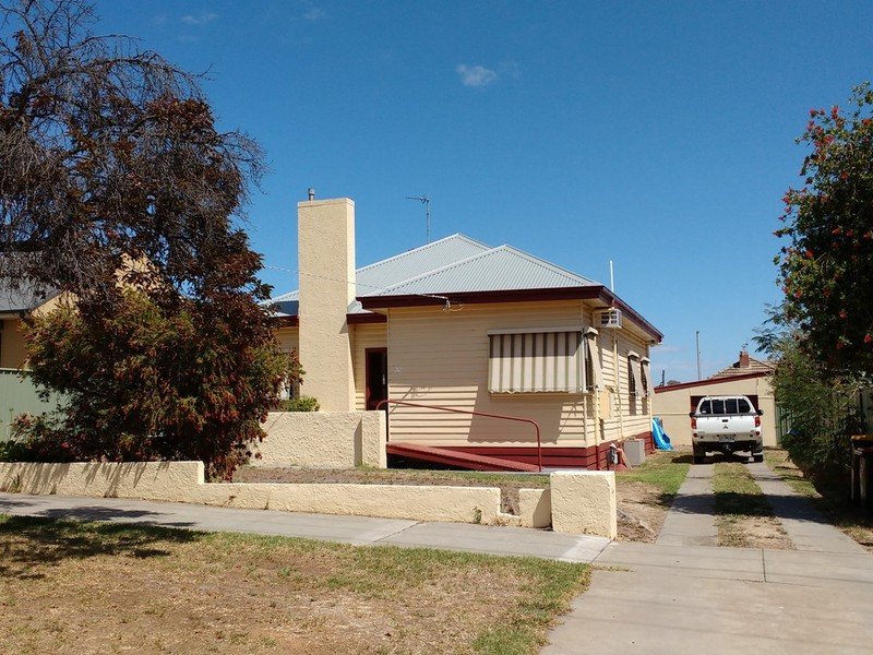 32 Curtin Street, Flora Hill, VIC 3550