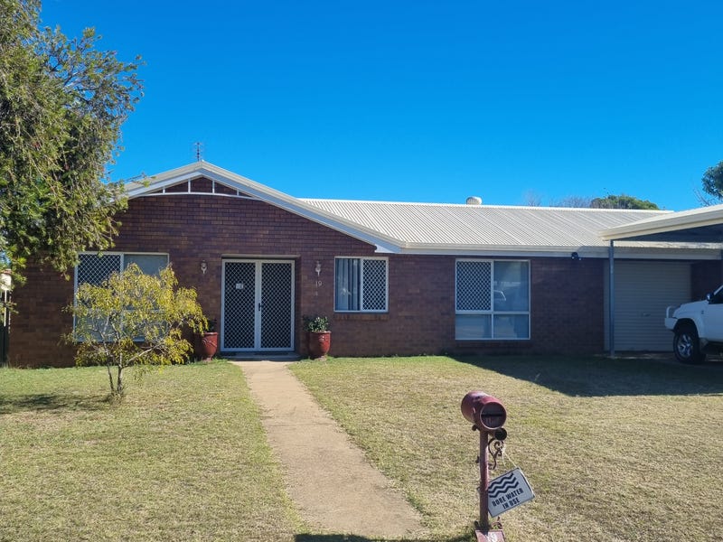 19 Beasley Street, Chinchilla, Qld 4413 Property Details