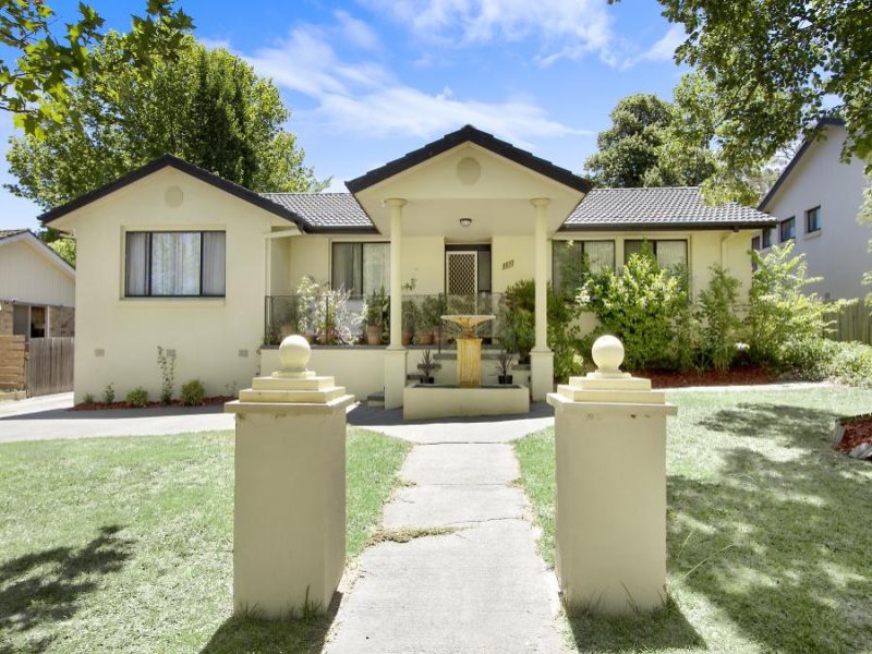 130 Kitchener Street, Garran, ACT 2605 Property Details