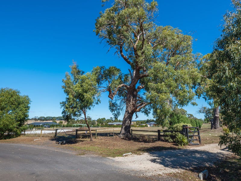 14 Opal Court Kyneton Vic 3444 14 Opal Court Kyneton Vic 3444