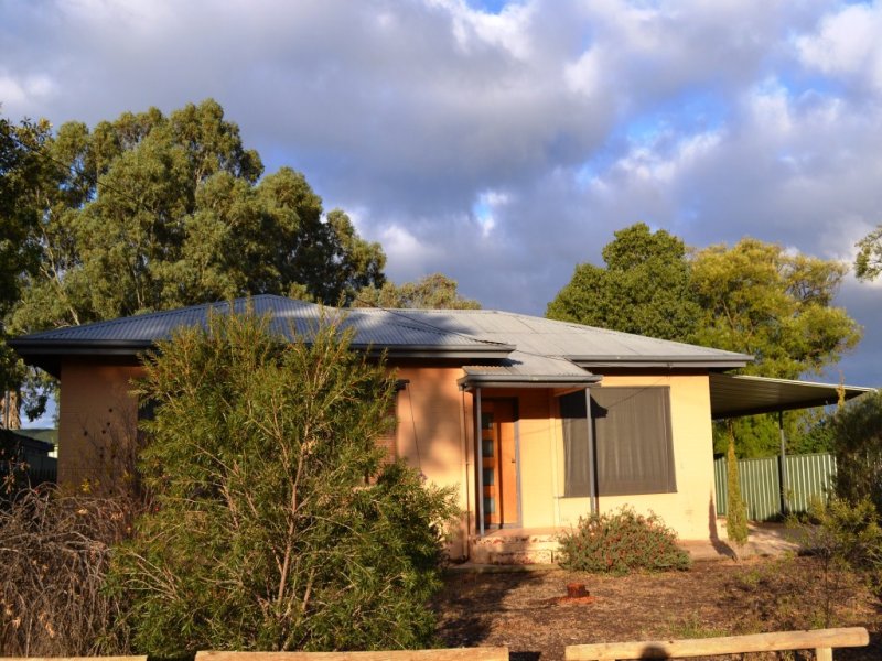 17 Acacia Avenue, Loxton, SA 5333