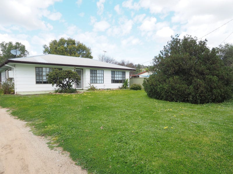 27 Stewart Avenue, Warialda, NSW 2402 Property Details